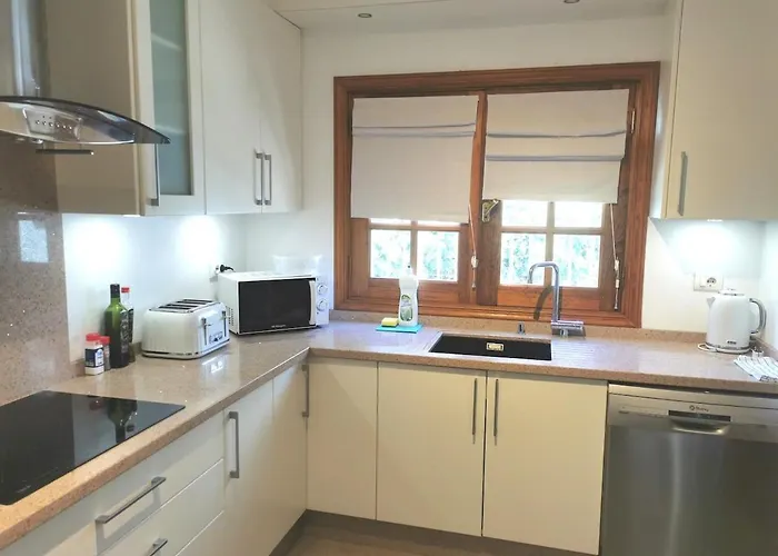 Сasa de vacaciones Oasis - Beautiful House With Private Pool *