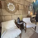 Oasis - Beautiful House With Private Pool