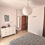 Oasis - Beautiful House With Private Pool 펜션 *