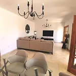 Feriehus Oasis - Beautiful House With Private Pool
