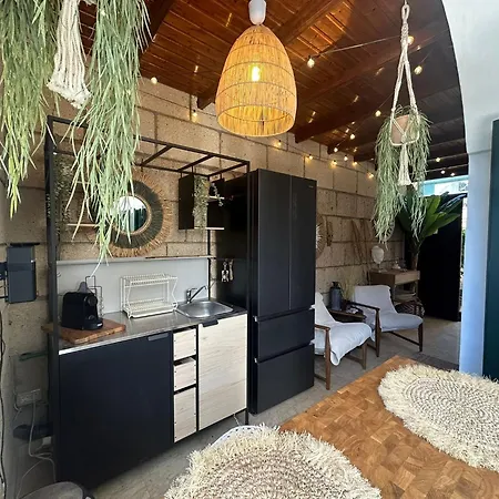 Vakantiehuis Oasis - Beautiful House With Private Pool