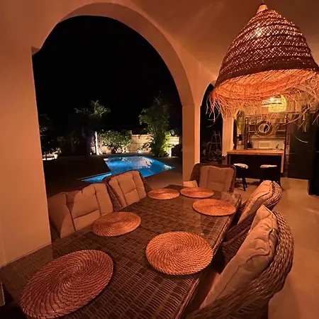 Vakantiehuis Oasis - Beautiful House With Private Pool Chayofa