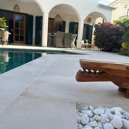 Oasis - Beautiful House With Private Pool *