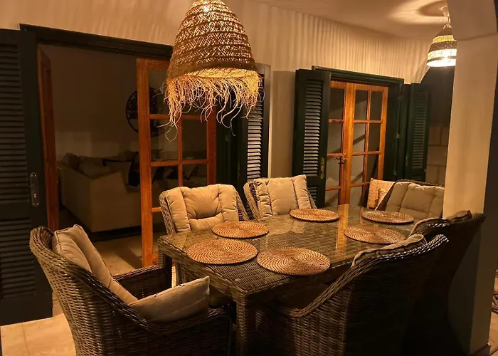 別荘 Oasis - Beautiful House With Private Pool