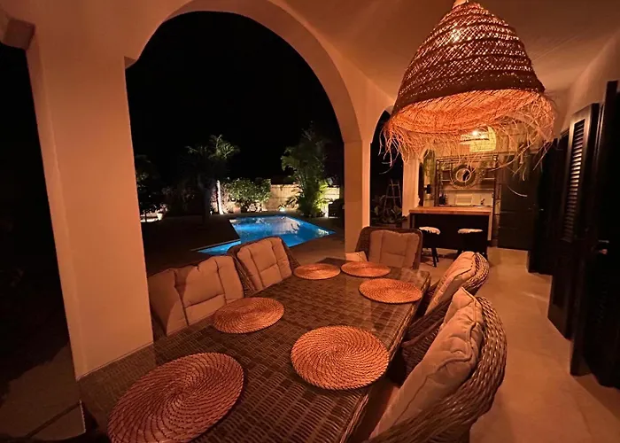 別荘 Oasis - Beautiful House With Private Pool Chayofa