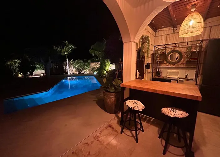 Tatil Evi Oasis - Beautiful House With Private Pool Chayofa