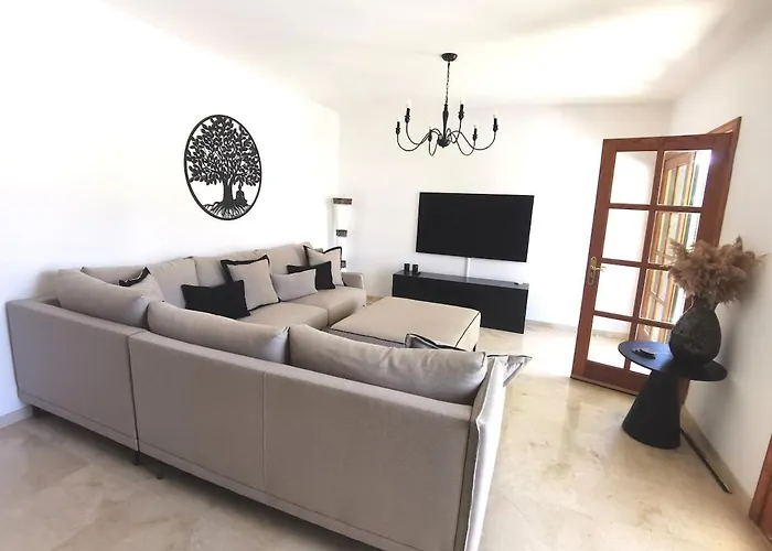 Tatil Evi Oasis - Beautiful House With Private Pool *